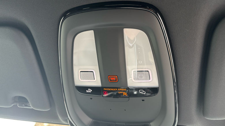 Volvo XC60 2.0 B5P Plus Black Edition 5dr AWD Geartronic Petrol Estate